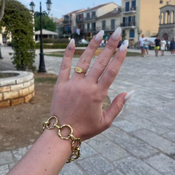 New! “Francesca” Gold Statement Circle Bracelet - Picture 6 of 6